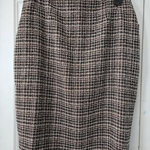 Evan Picone Black and Cream Tweed Pencil Skirt